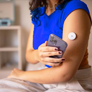 En pratique : Utiliser en médecine générale un capteur de Mesure Continue du Glucose - Pr Jean-Pierre RIVELINE (Paris)